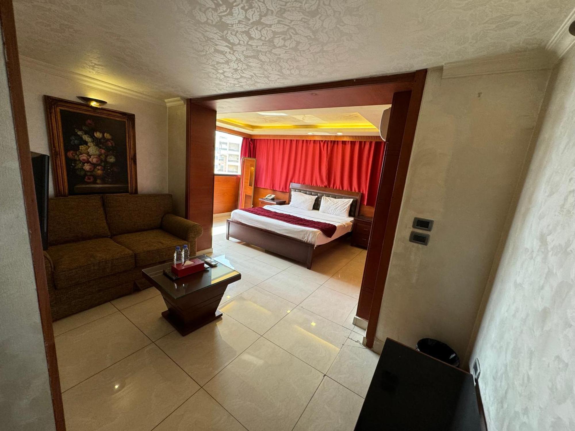 Duroy Hotel By Beverly Beirut Exteriör bild