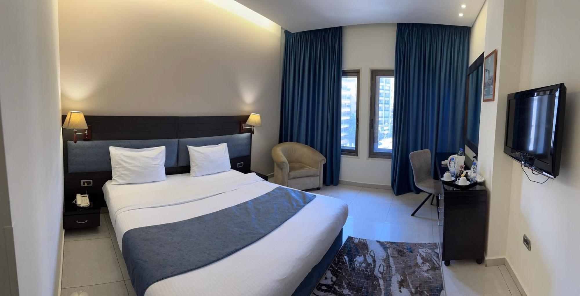 Duroy Hotel By Beverly Beirut Exteriör bild
