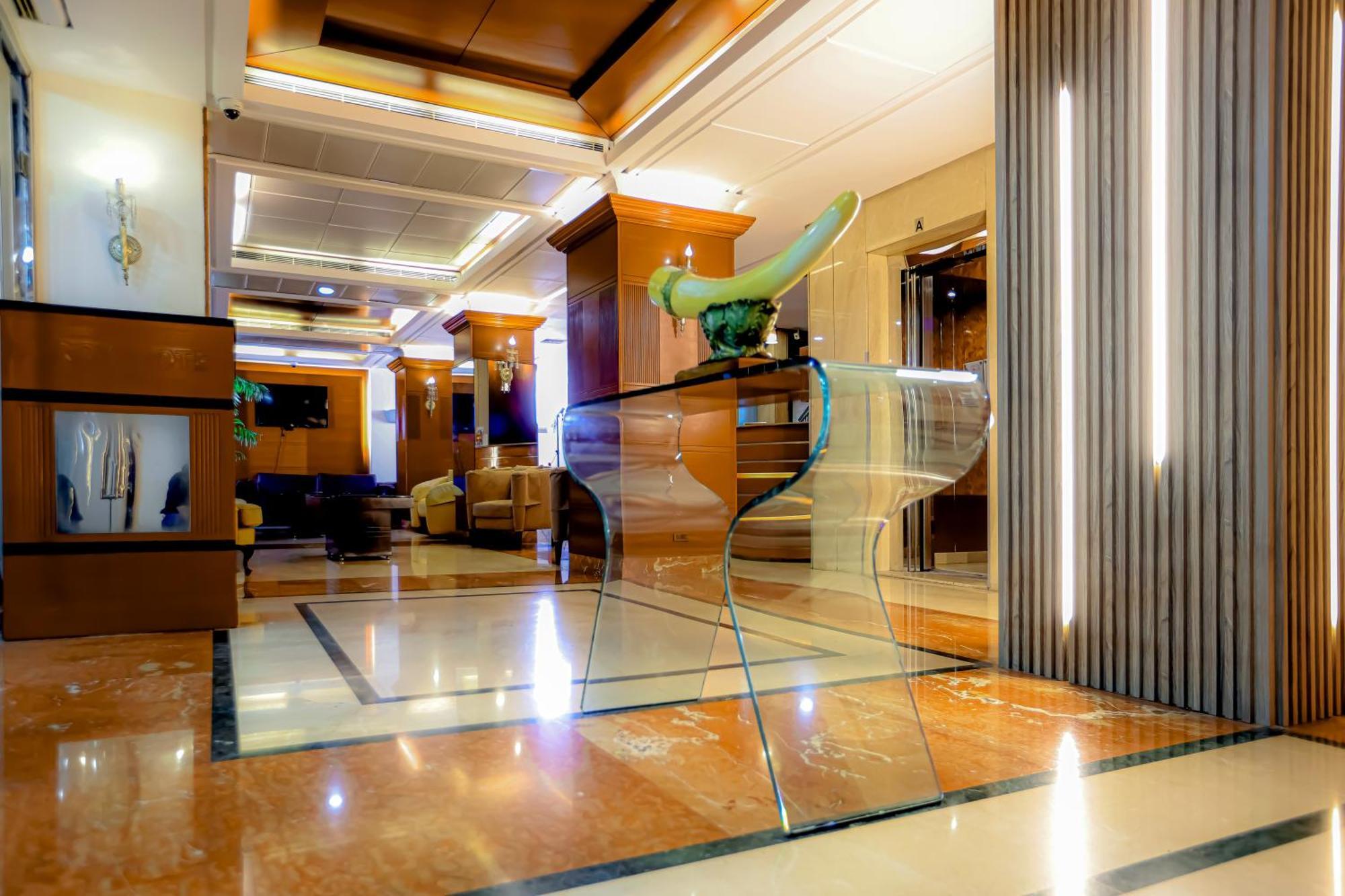 Duroy Hotel By Beverly Beirut Exteriör bild